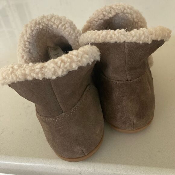 Blondo Brown Suede Serene Moccasin Sherpa Lined Booties Size 8M - Picture 3 of 8